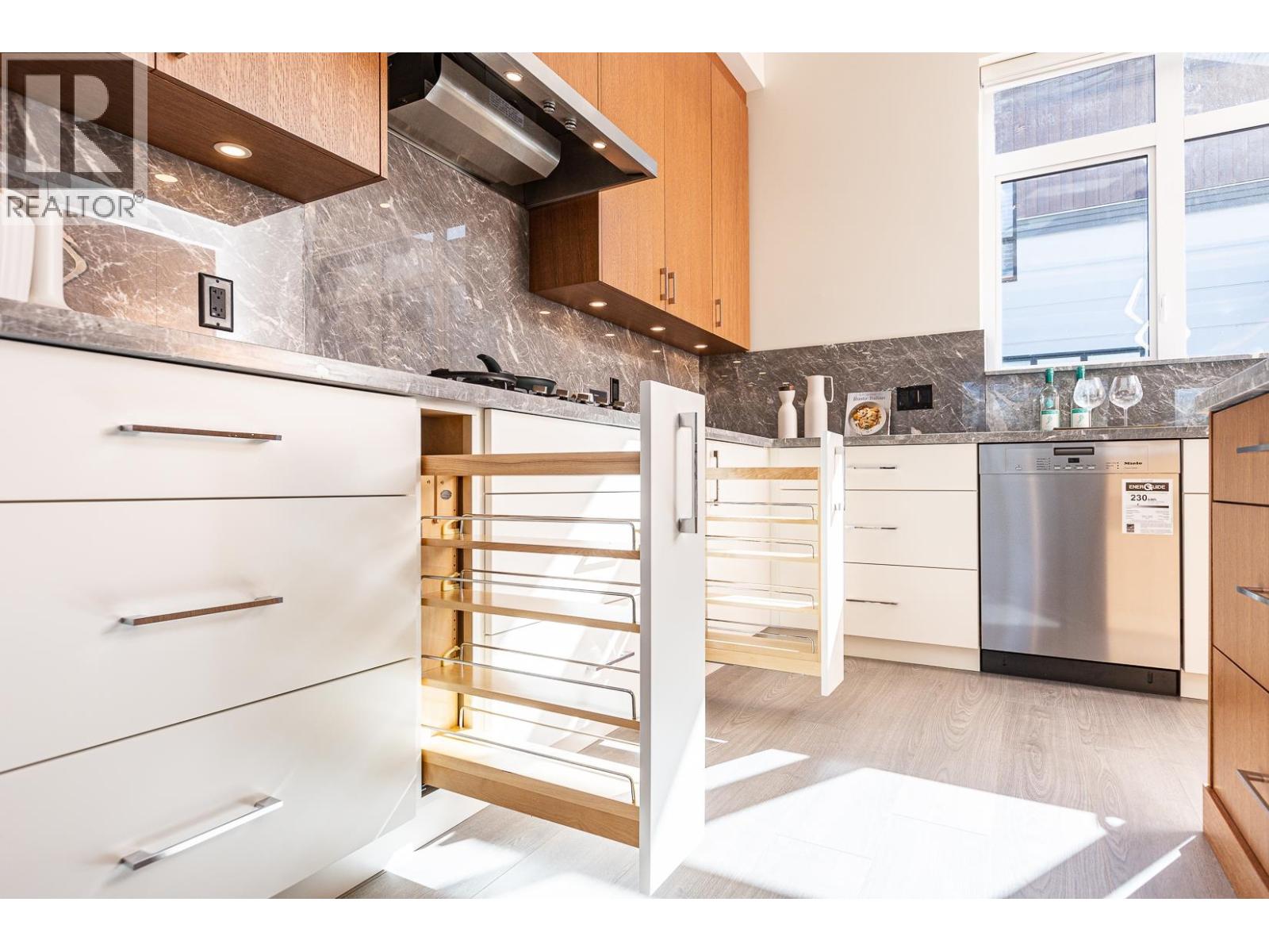 3 7088 Heather Street, Richmond, British Columbia  V6Y 2P6 - Photo 12 - R3104064