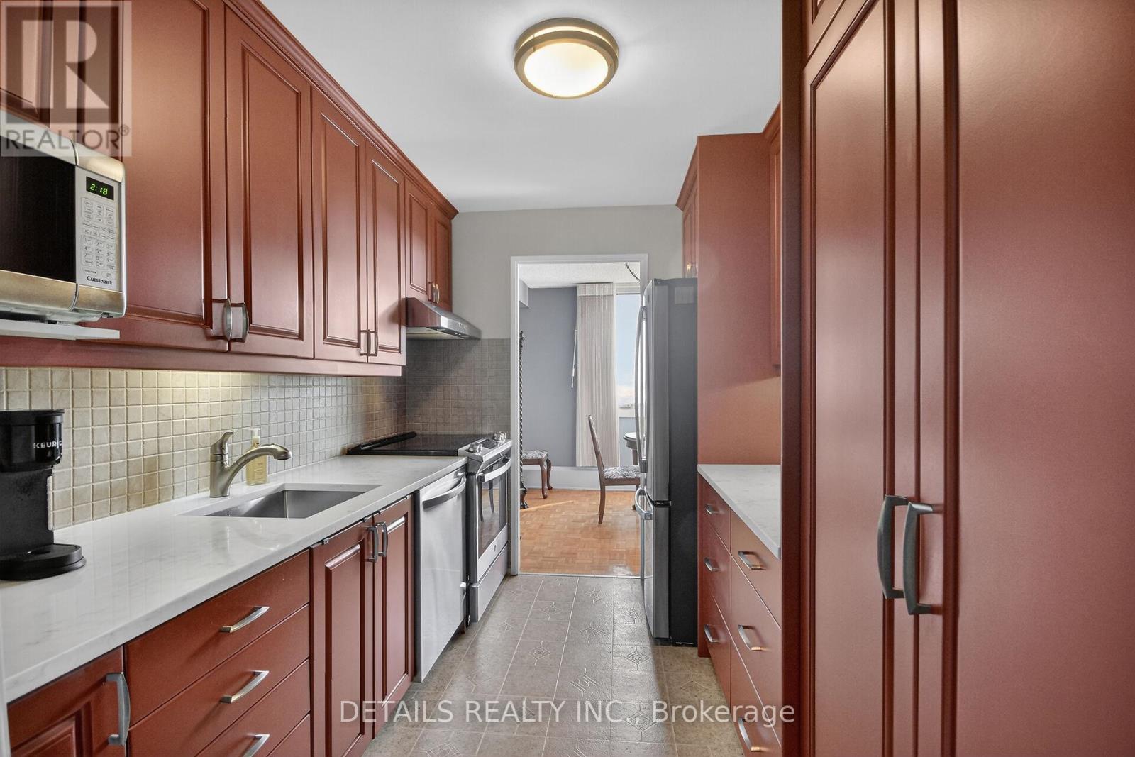 1610 - 2625 Regina Street, Ottawa, Ontario  K2B 5W8 - Photo 12 - X12926468