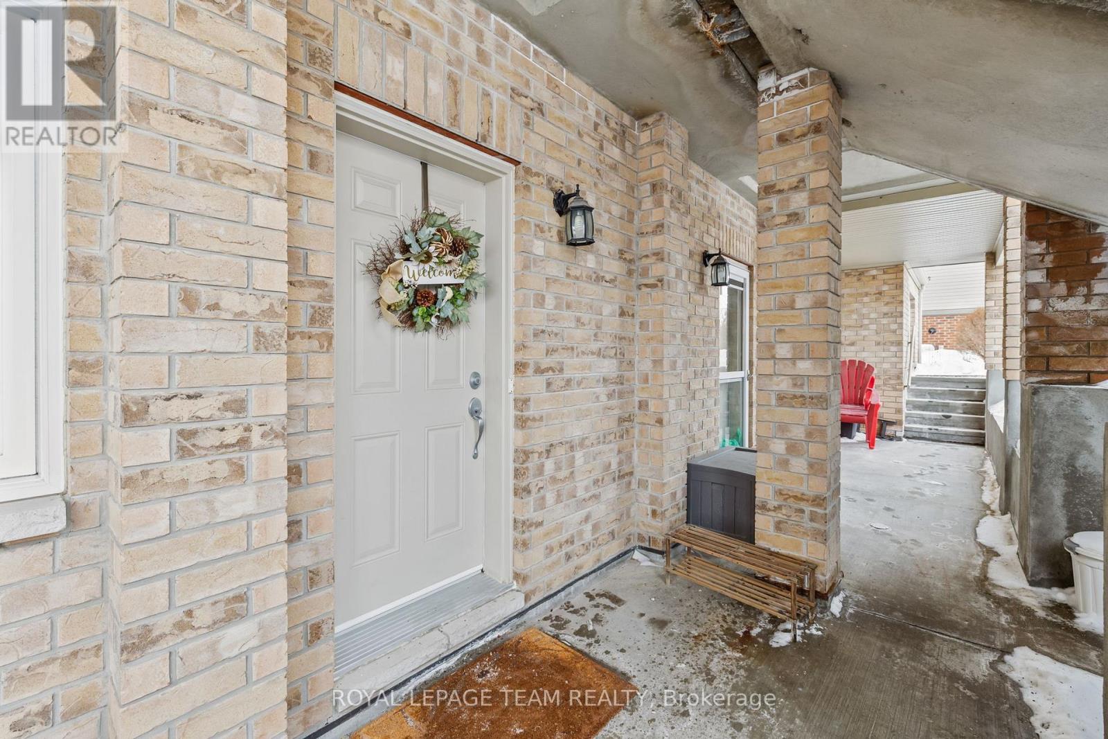 54 - 366 Wood Acres Grove, Ottawa, Ontario  K1T 0M7 - Photo 2 - X12926506