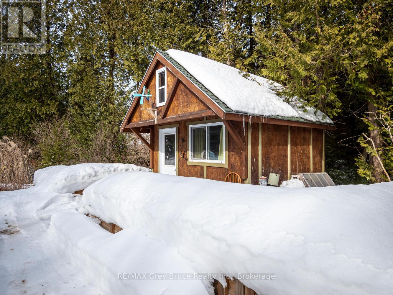 612 York Avenue, South Bruce Peninsula, Ontario  N0H 2G0 - Photo 42 - X12926512