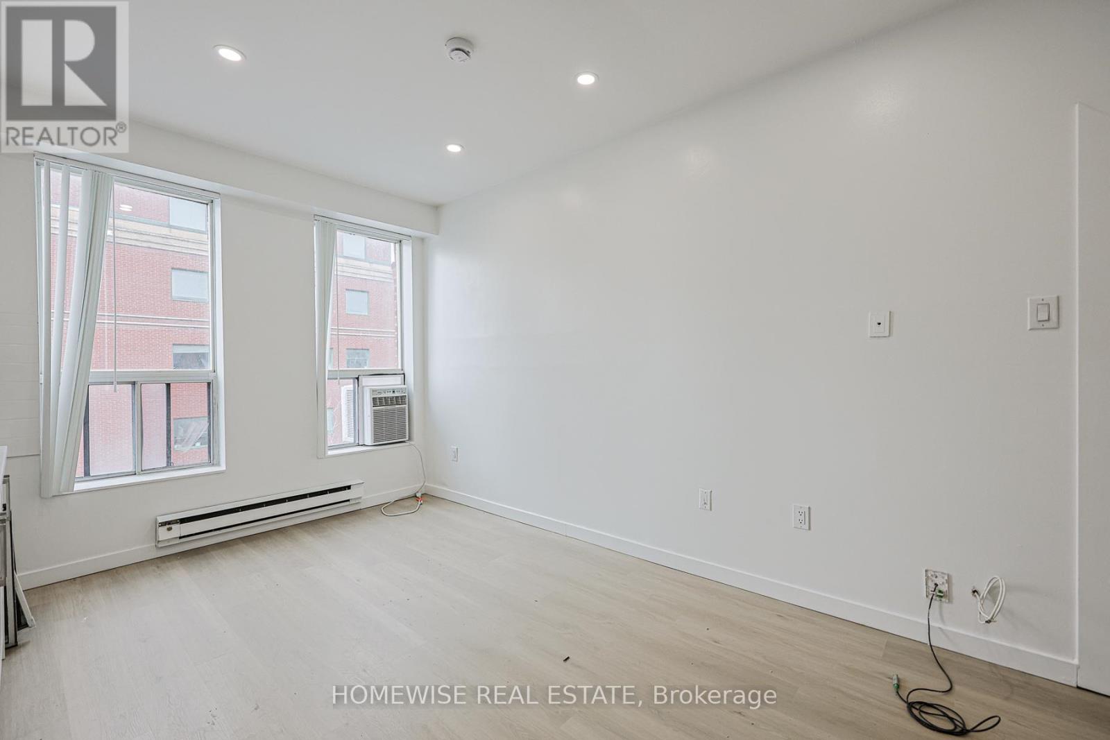 3rd Floor - 326 College Street, Toronto (University), Ontario  M5T 1S3 - Photo 11 - C12926490