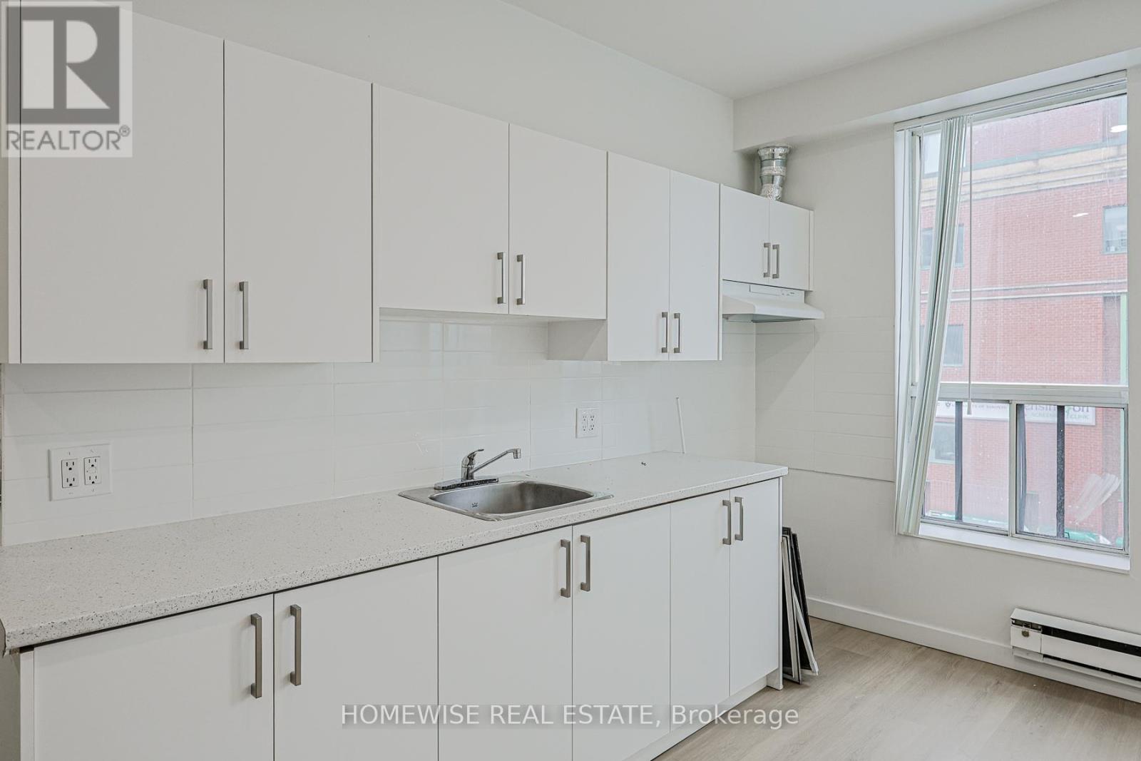 3rd Floor - 326 College Street, Toronto (University), Ontario  M5T 1S3 - Photo 12 - C12926490