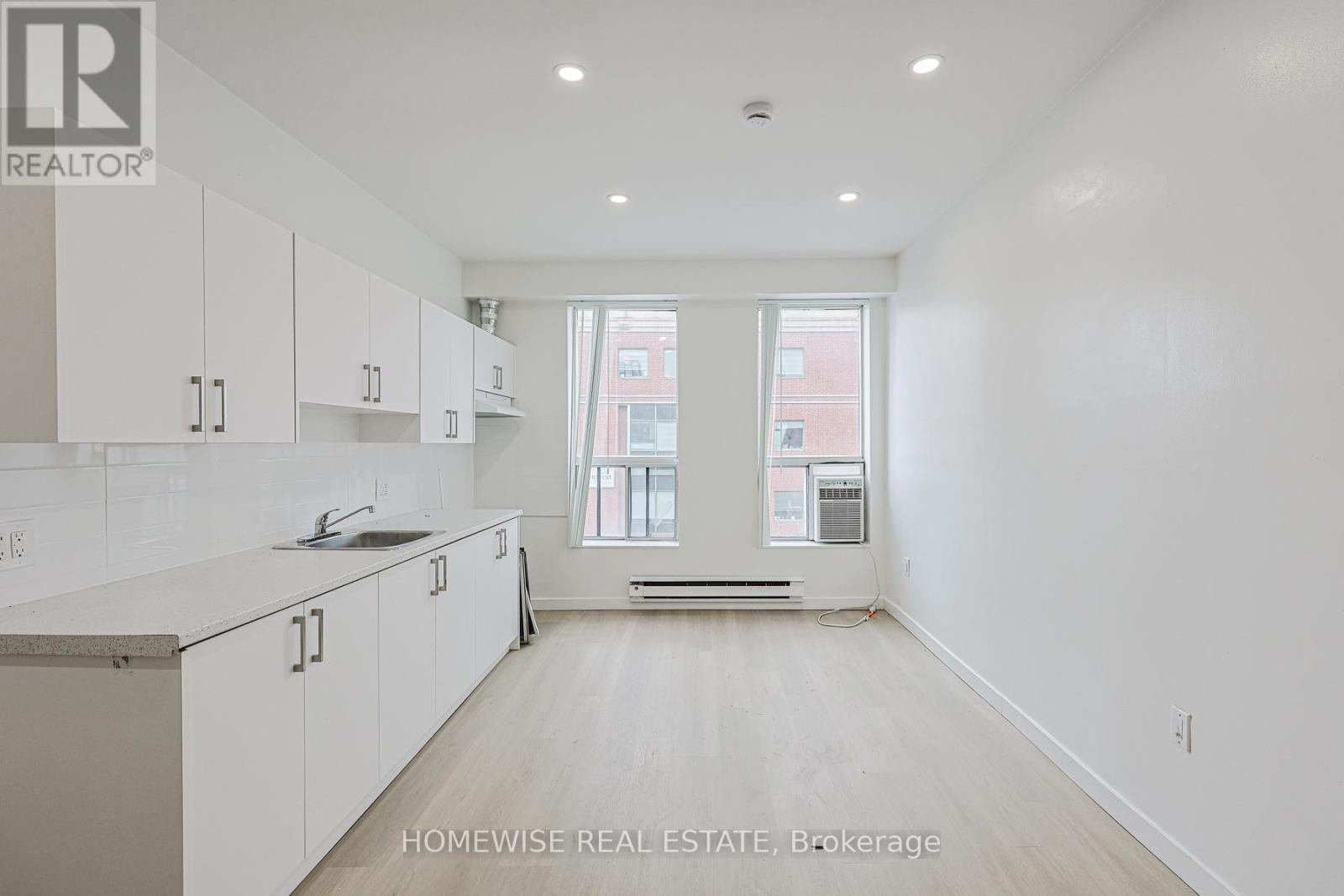 3rd Floor - 326 College Street, Toronto (University), Ontario  M5T 1S3 - Photo 7 - C12926490