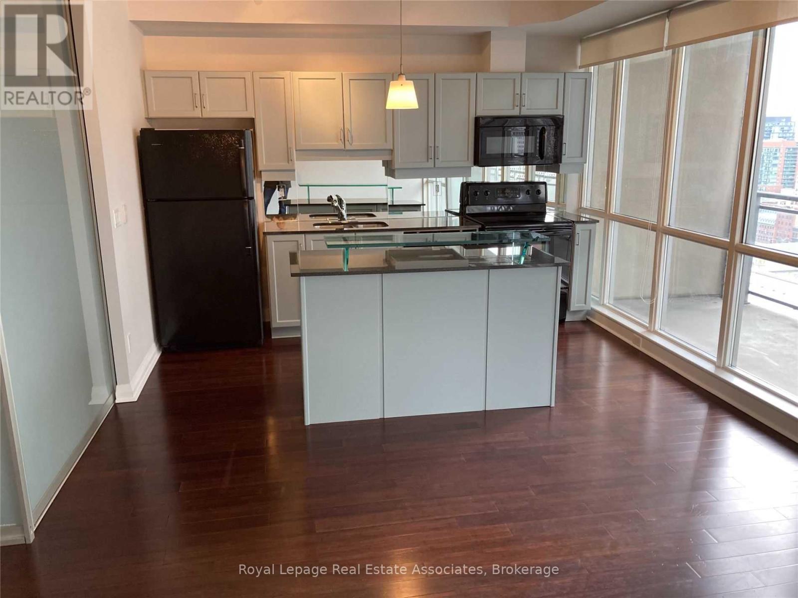 1904 - 220 Victoria Street, Toronto (Church-Yonge Corridor), Ontario  M5B 2R6 - Photo 10 - C12926524