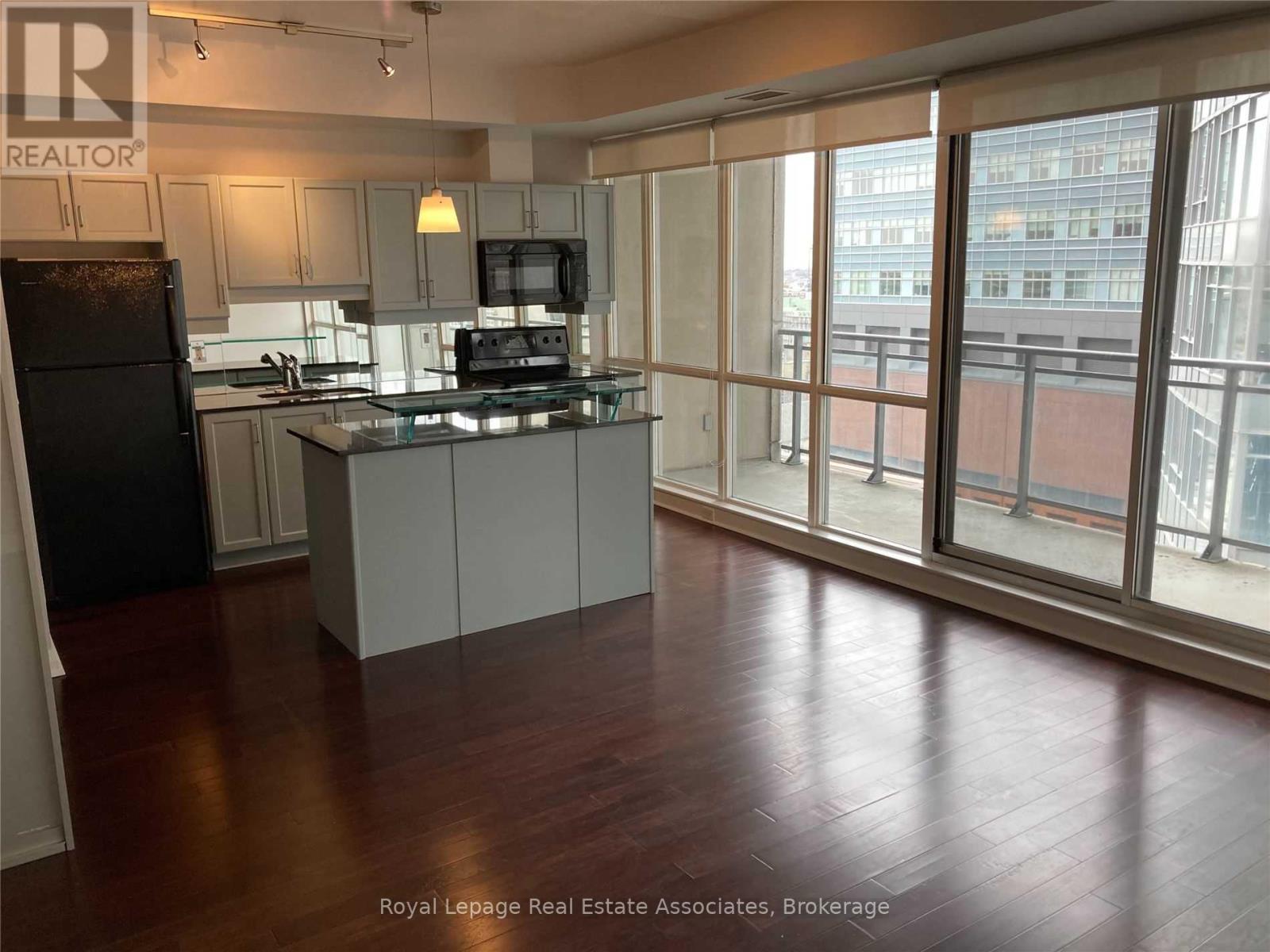 1904 - 220 Victoria Street, Toronto (Church-Yonge Corridor), Ontario  M5B 2R6 - Photo 8 - C12926524