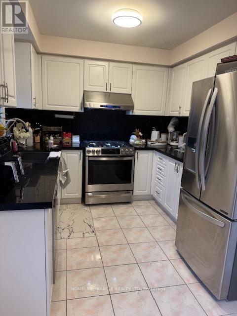 11 Robideau Place, Whitby (Pringle Creek), Ontario  L1R 3G8 - Photo 9 - E12926476