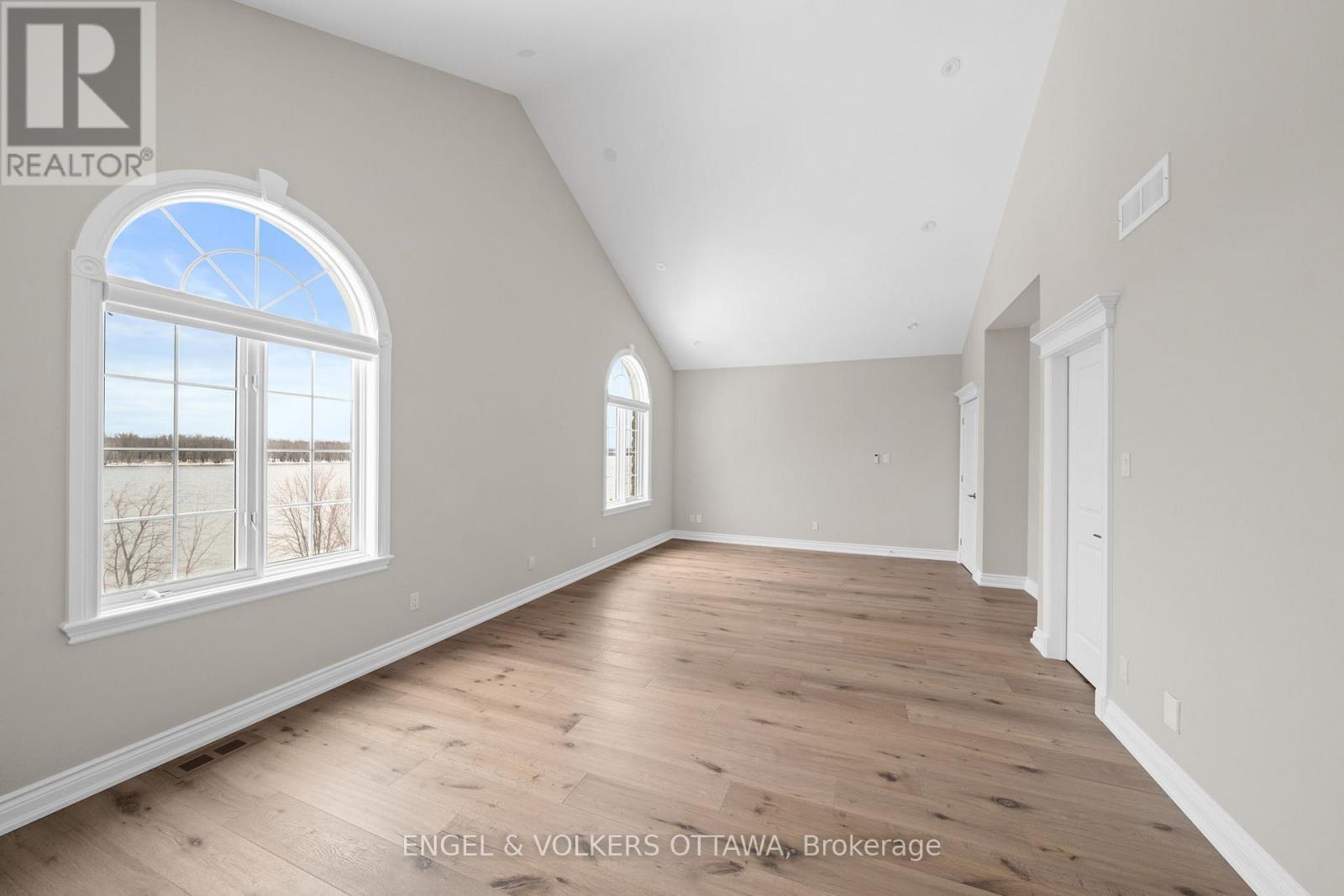 6373 Radisson Way, Ottawa, Ontario K1C 2Z9 - Photo 24 - X12906240