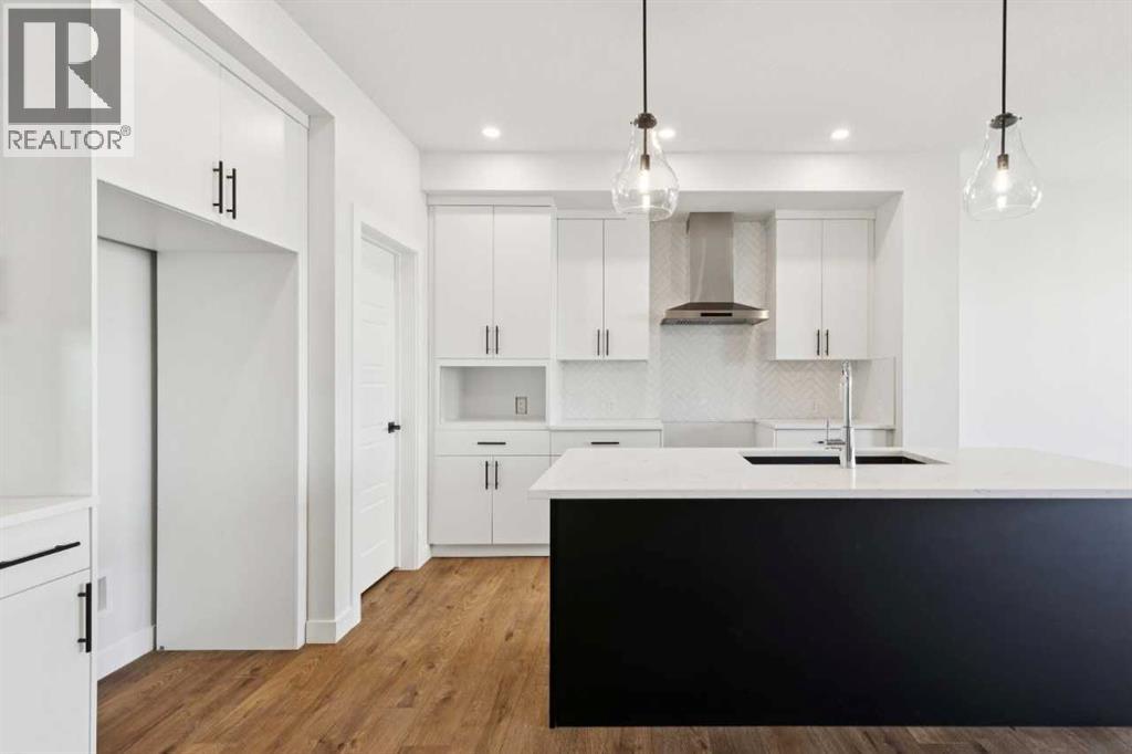 575 Buffaloberry Manor Se, Calgary, Alberta  T3M 3Z1 - Photo 5 - A2272474