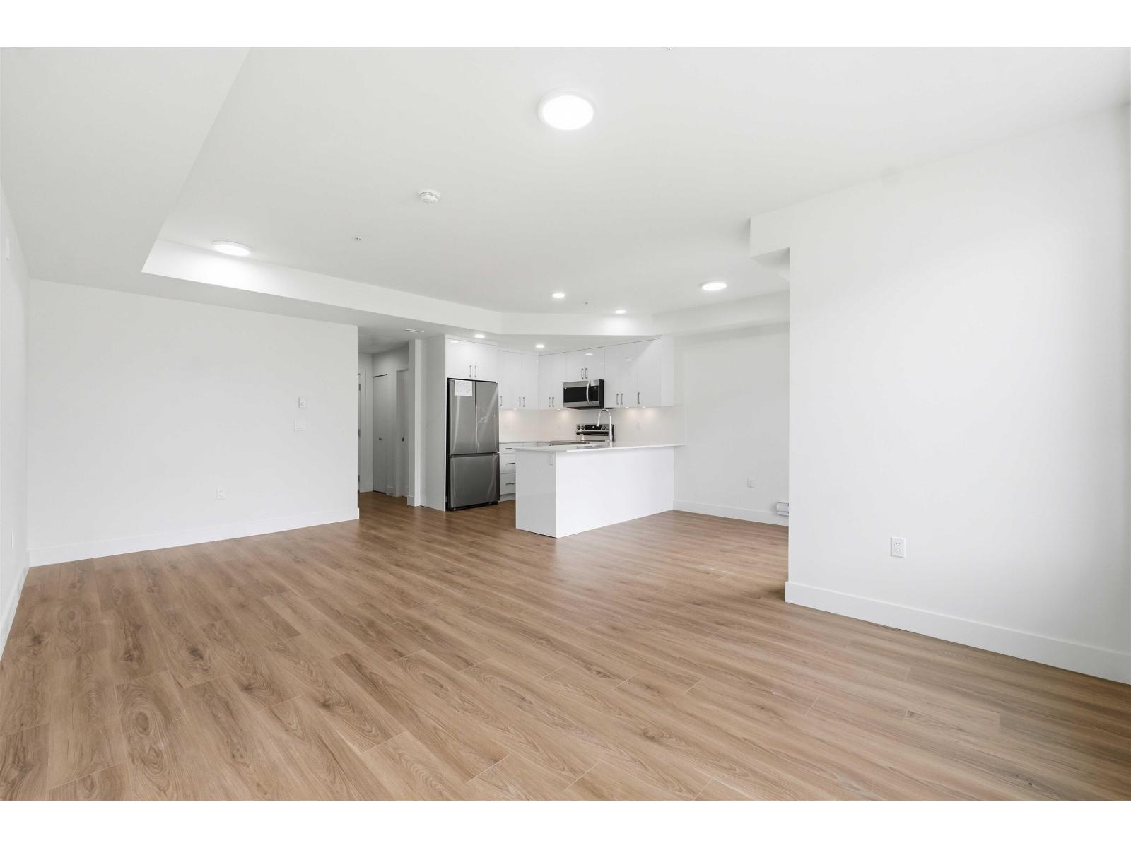 106 15739 Fraser Highway, Surrey, British Columbia  V4N 1G9 - Photo 12 - R3099892