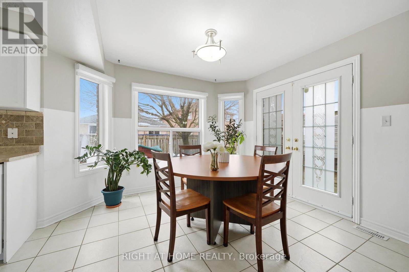 68 Kraus Road, Barrie (Edgehill Drive), Ontario  L4N 0N5 - Photo 14 - S12926484