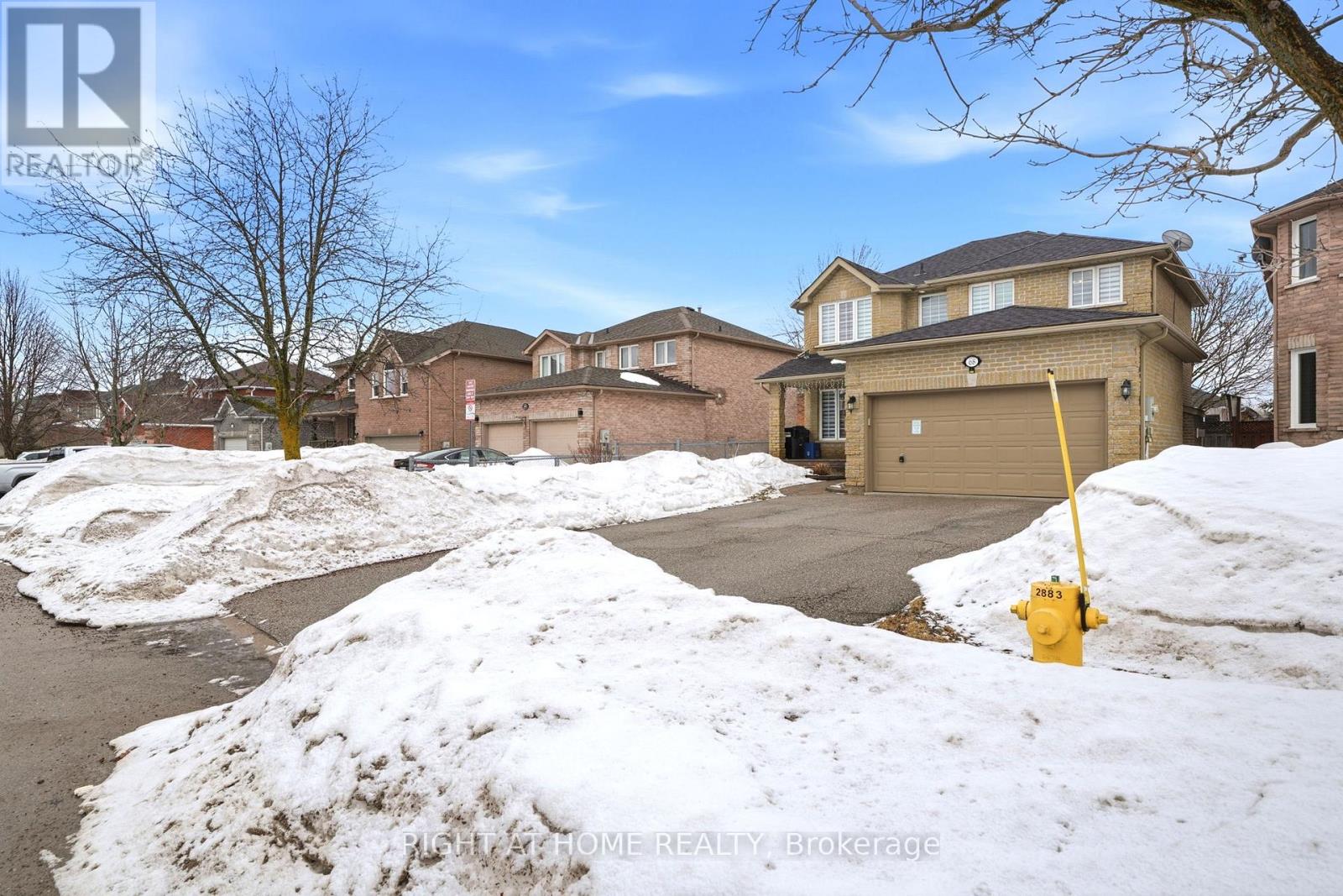68 Kraus Road, Barrie (Edgehill Drive), Ontario  L4N 0N5 - Photo 2 - S12926484