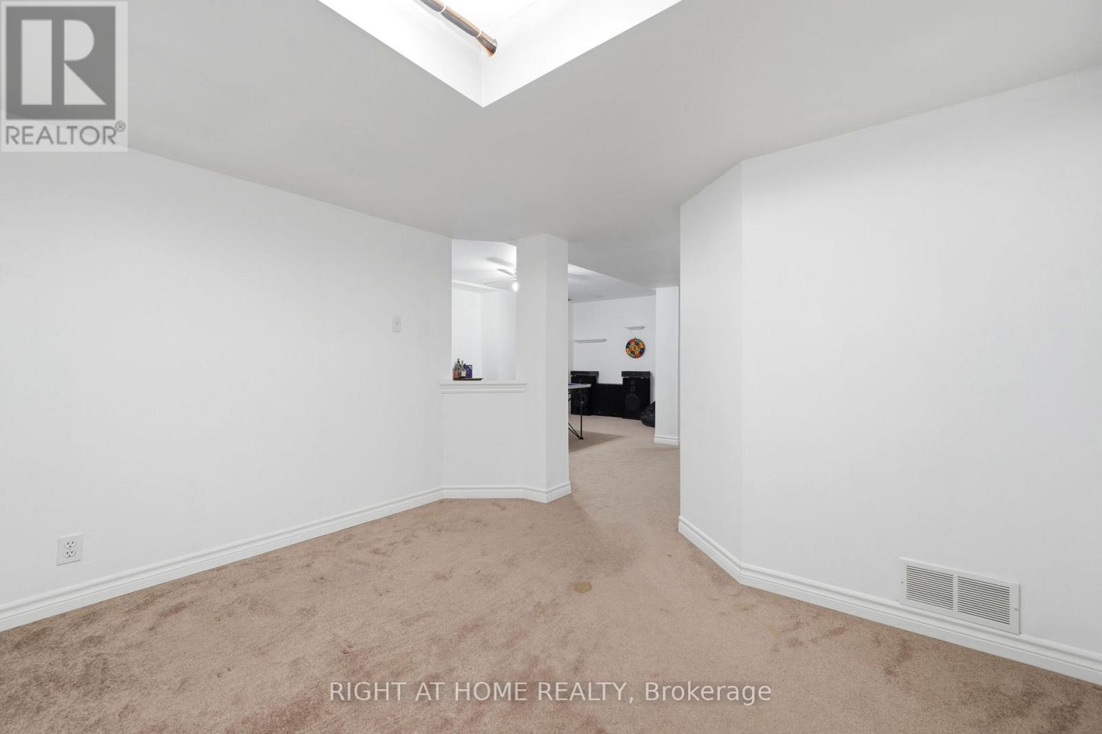 68 Kraus Road, Barrie (Edgehill Drive), Ontario  L4N 0N5 - Photo 36 - S12926484