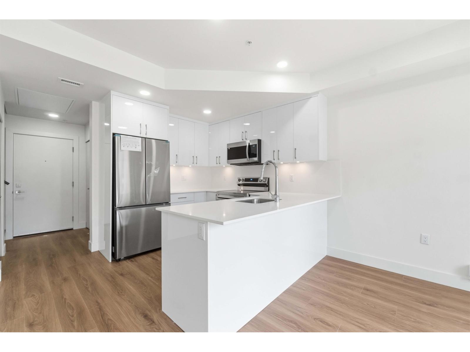 106 15739 Fraser Highway, Surrey, British Columbia  V4N 1G9 - Photo 10 - R3099892