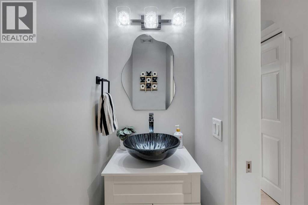 199 Hawkmere Road, Chestermere, Alberta  T1X 1T4 - Photo 16 - A2290630