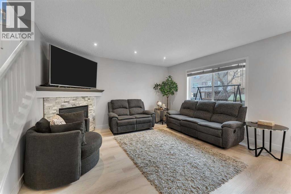 199 Hawkmere Road, Chestermere, Alberta  T1X 1T4 - Photo 7 - A2290630