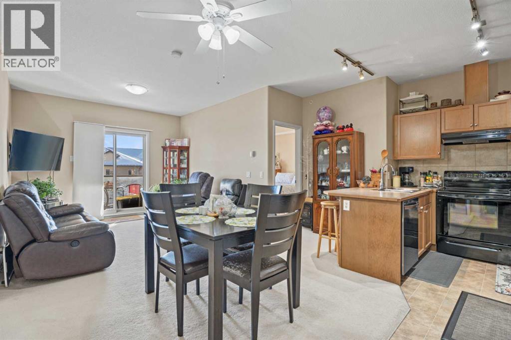 3403, 92 Crystal Shores Road, Okotoks, Alberta  T1S 2N1 - Photo 2 - A2293466