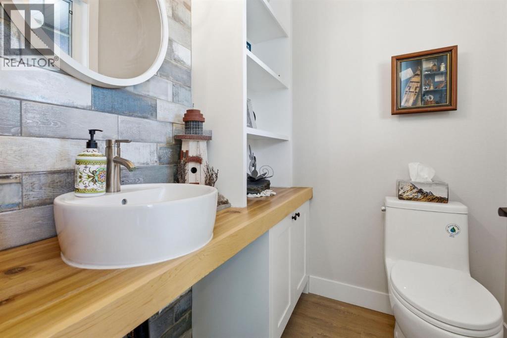 419 Cottageclub Cove, Rural Rocky View County, Alberta  T4C 1B4 - Photo 14 - A2294510