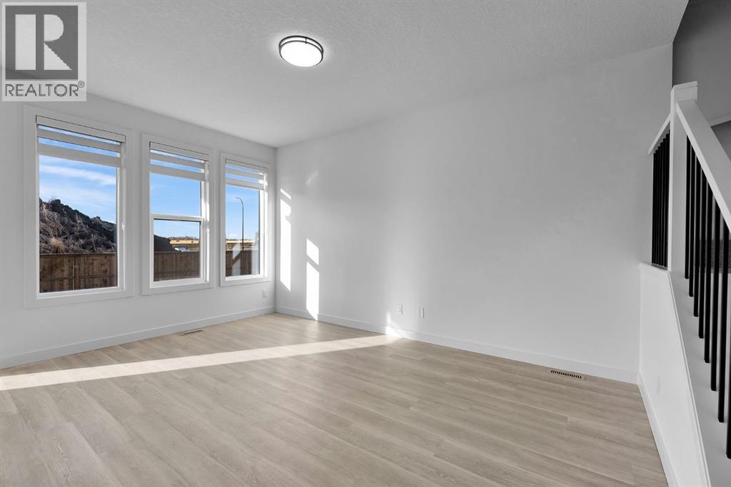 1357 South Point Parade SW, Airdrie, Alberta  T4B 5P3 - Photo 14 - A2296206