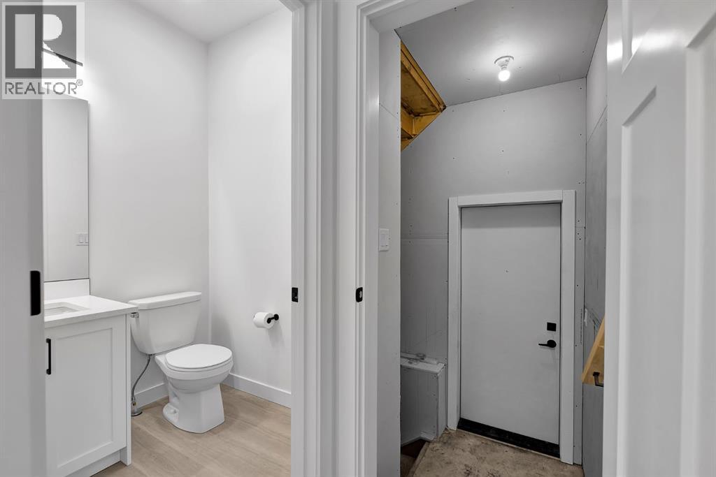 1357 South Point Parade SW, Airdrie, Alberta  T4B 5P3 - Photo 26 - A2296206