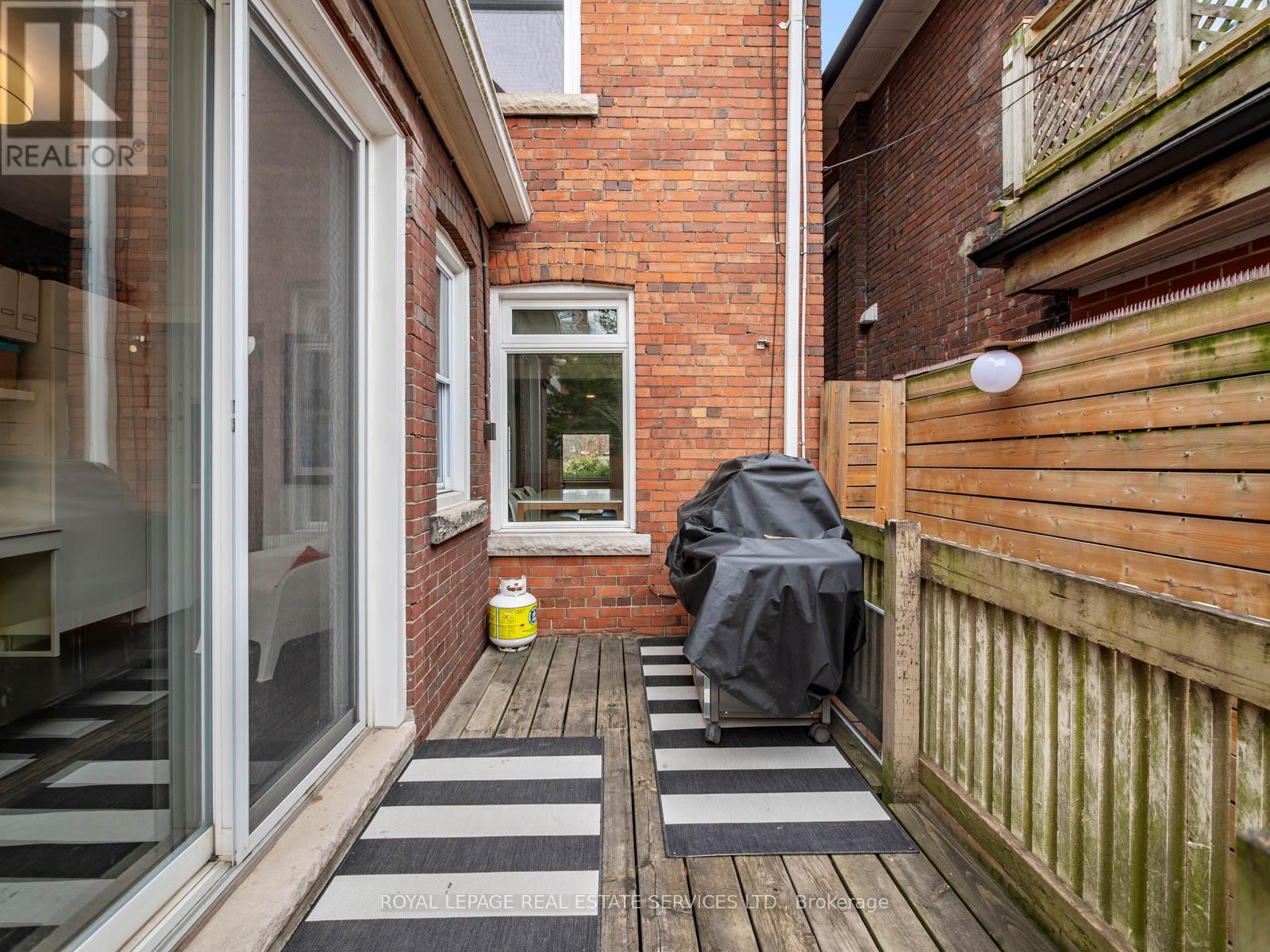 162 Medland Street, Toronto, Ontario  M6P 2N5 - Photo 43 - W12926478