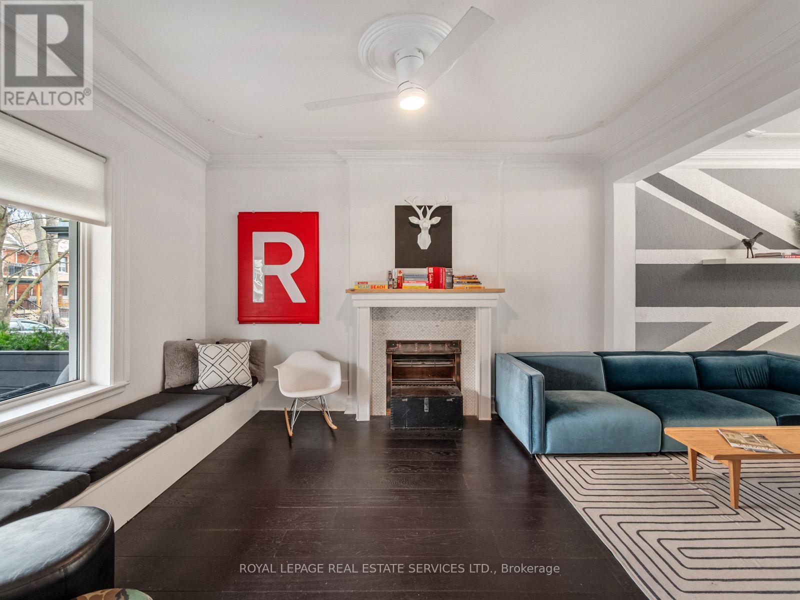 162 Medland Street, Toronto, Ontario  M6P 2N5 - Photo 6 - W12926478