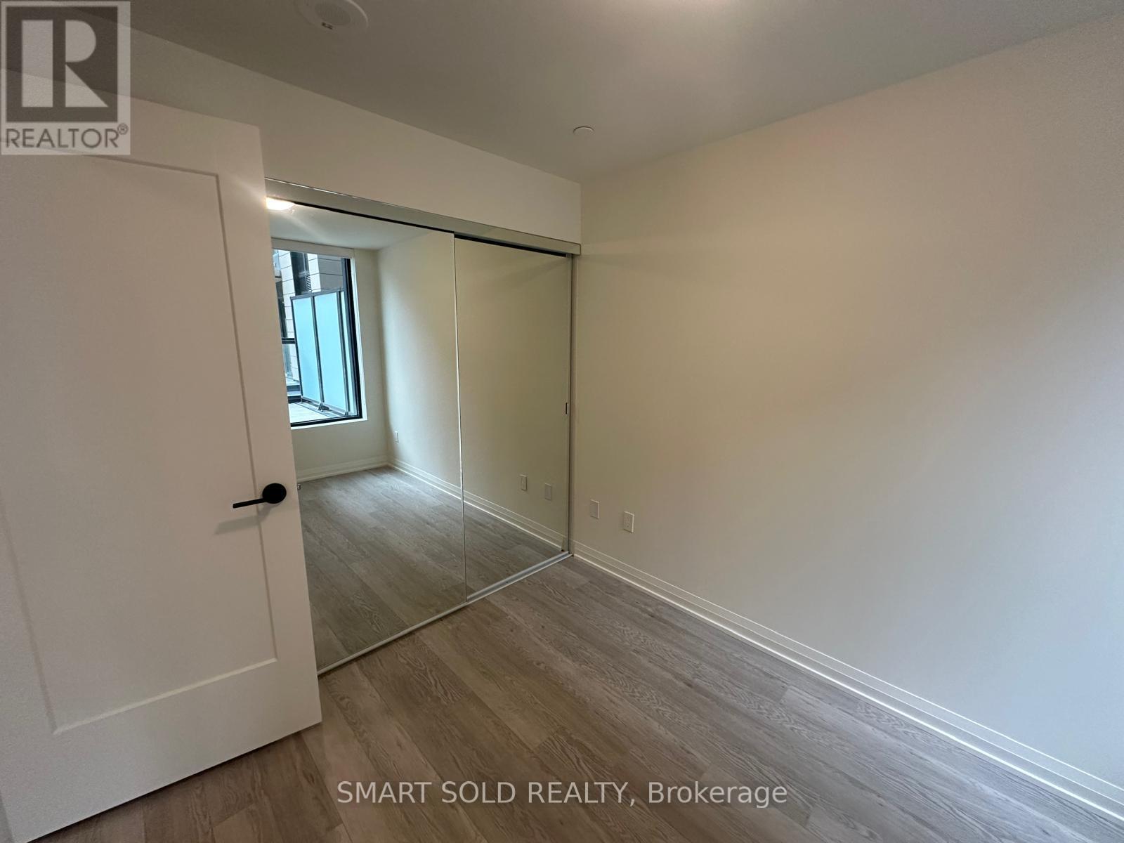 202 - 1415 Dundas Street E, Oakville, Ontario  L6H 7V8 - Photo 11 - W12926520