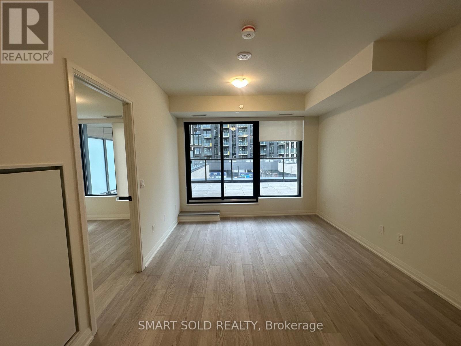 202 - 1415 Dundas Street E, Oakville, Ontario  L6H 7V8 - Photo 8 - W12926520