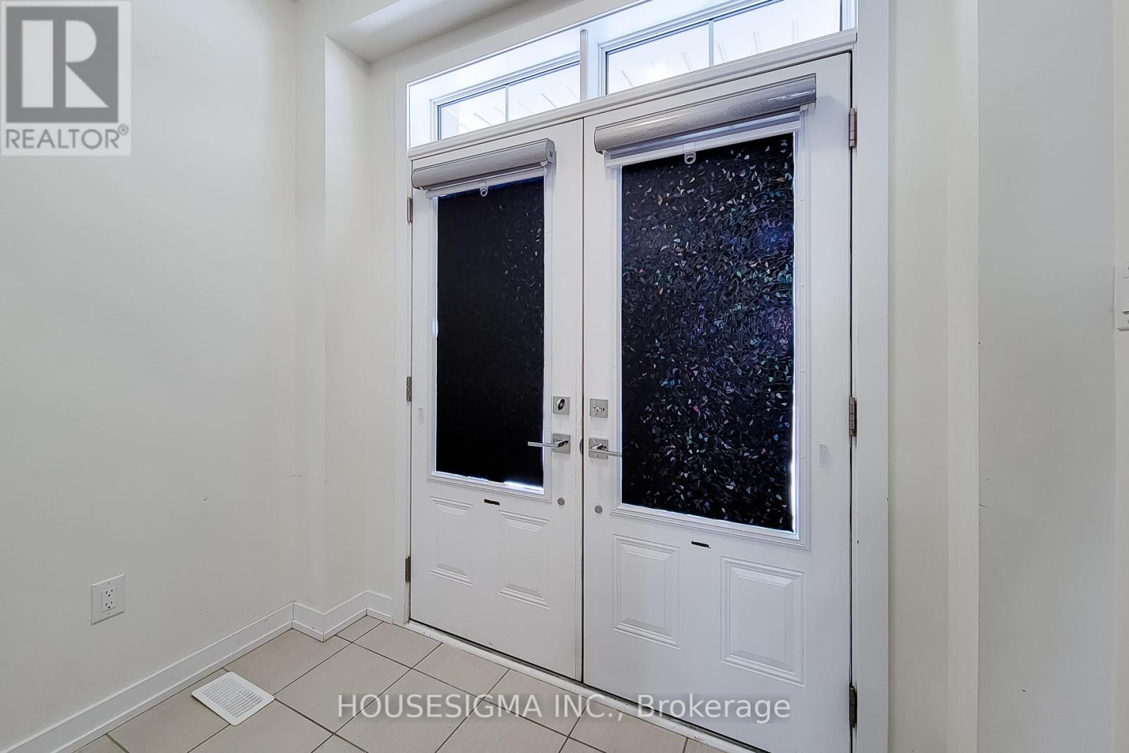 20 Monteith Drive, Brantford, Ontario  N3T 0W6 - Photo 4 - X12926508