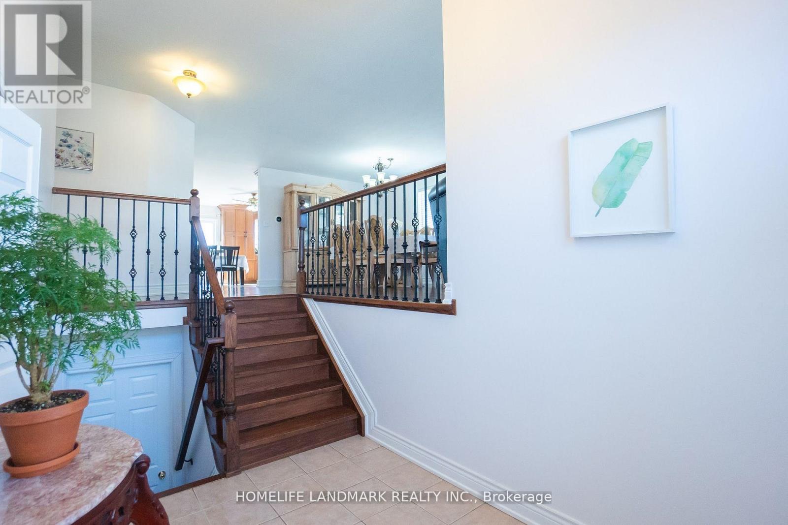 4498 Garden Gate Terrace, Lincoln, Ontario  L0R 1B9 - Photo 3 - X12926522