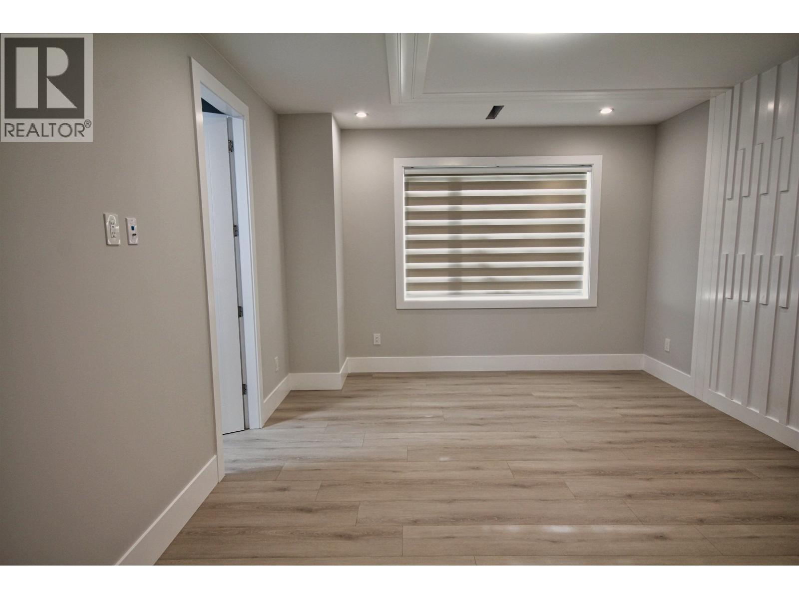 11911 Dunavon Place, Richmond, British Columbia  V7E 3Y1 - Photo 12 - R3103162