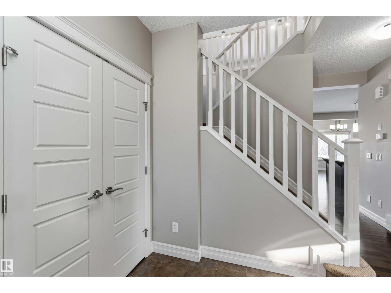 3683 8 St Nw, Edmonton, Alberta  T6T 0S3 - Photo 6 - E4471481