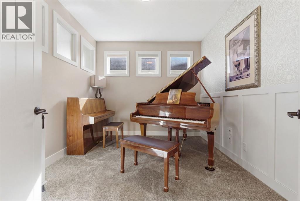 124 Ranch Road, Okotoks, Alberta  T1S 0K5 - Photo 4 - A2293160