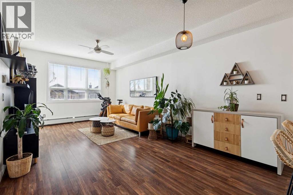 446, 26 Val Gardena View Sw, Calgary, Alberta  T3H 5Z5 - Photo 2 - A2291319