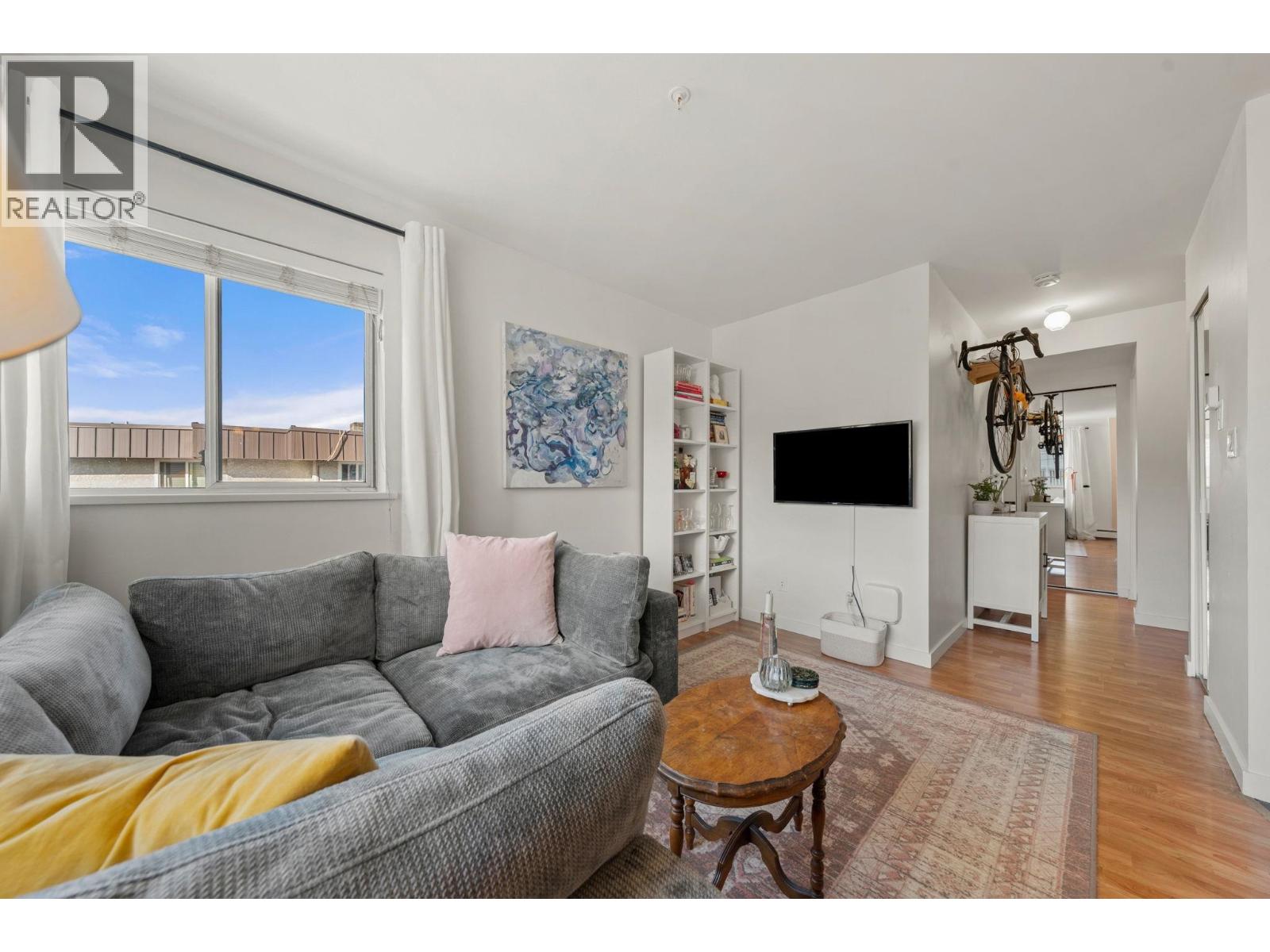 305 33 N Templeton Drive, Vancouver, British Columbia  V5L 3C9 - Photo 5 - R3095998