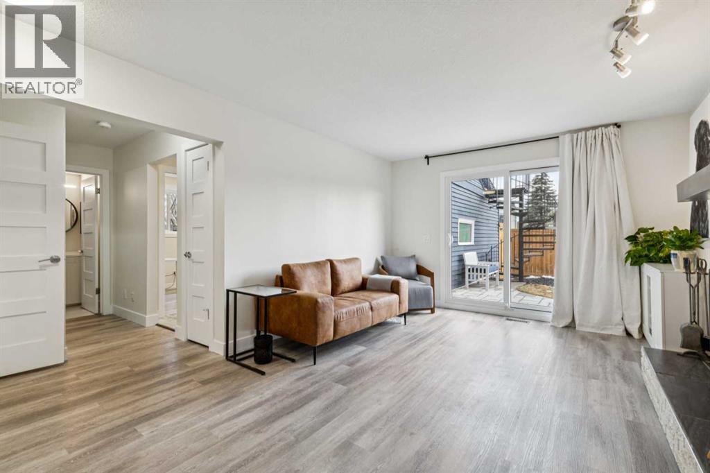 44 Shawcliffe Bay Sw, Calgary, Alberta  T2Y 1H1 - Photo 21 - A2293815