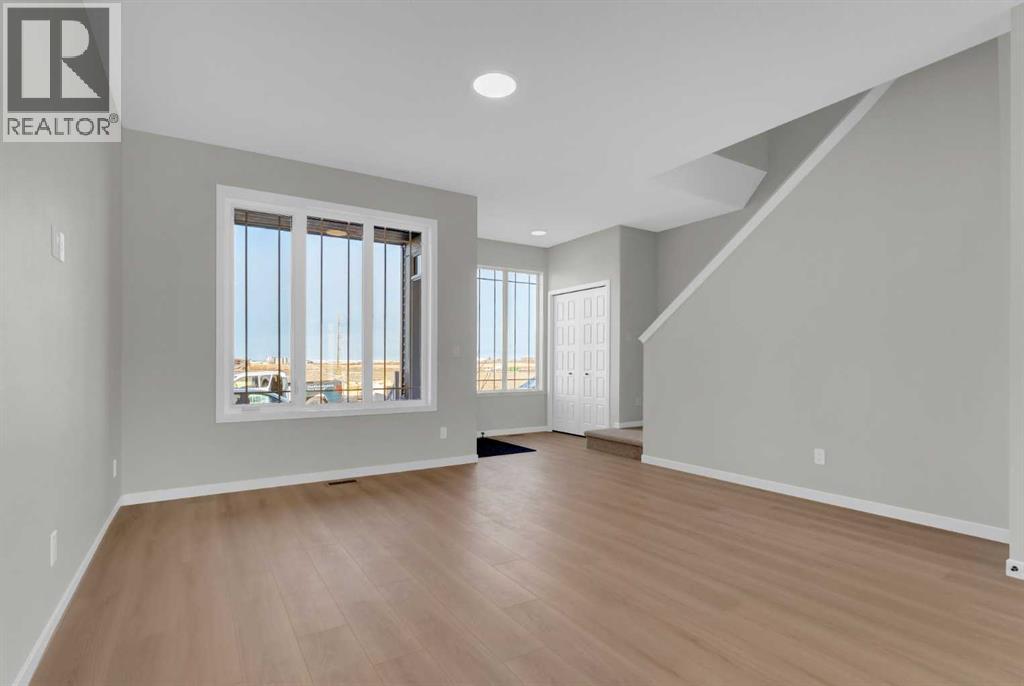 15 Corner Glen Drive Ne, Calgary, Alberta  T3N 2T6 - Photo 9 - A2294992