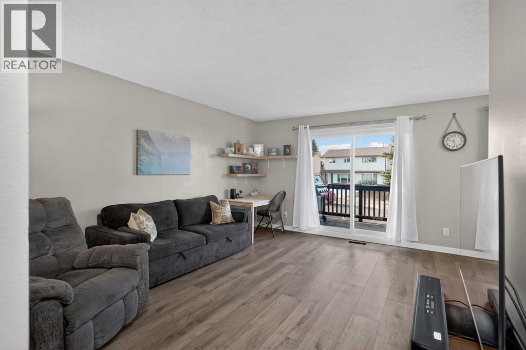 3627 Cedarille Drive Sw, Calgary, Alberta  T2W 3J5 - Photo 10 - A2295281