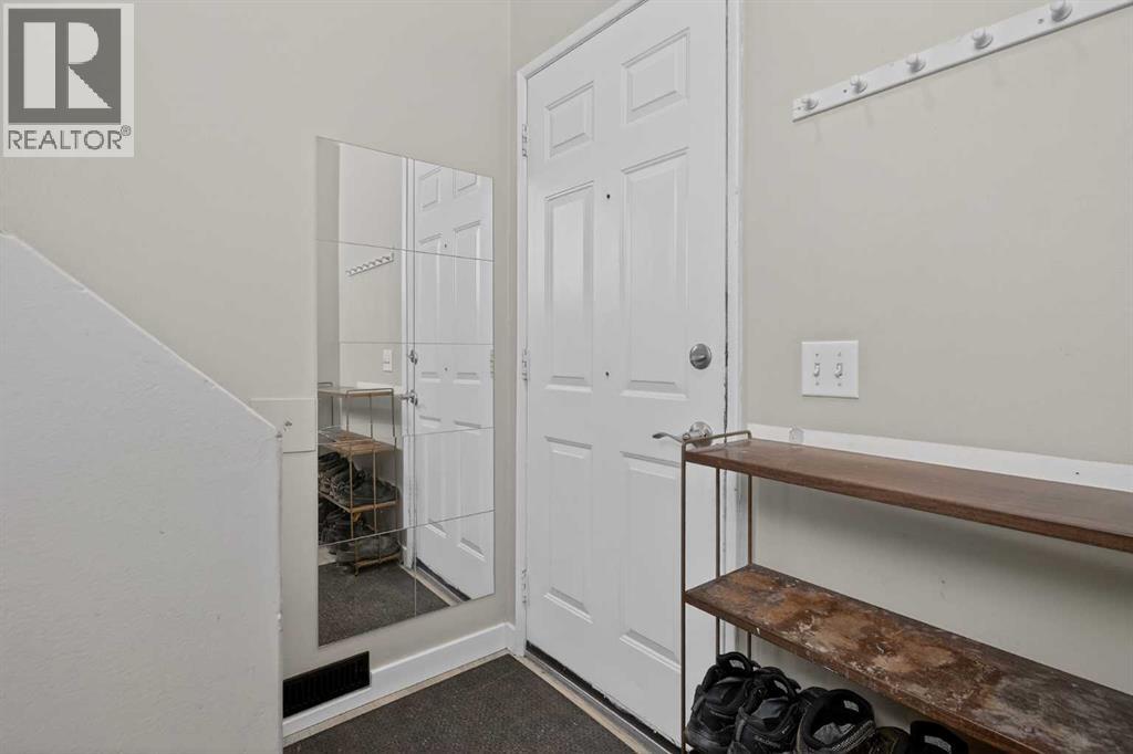 3627 Cedarille Drive Sw, Calgary, Alberta  T2W 3J5 - Photo 14 - A2295281