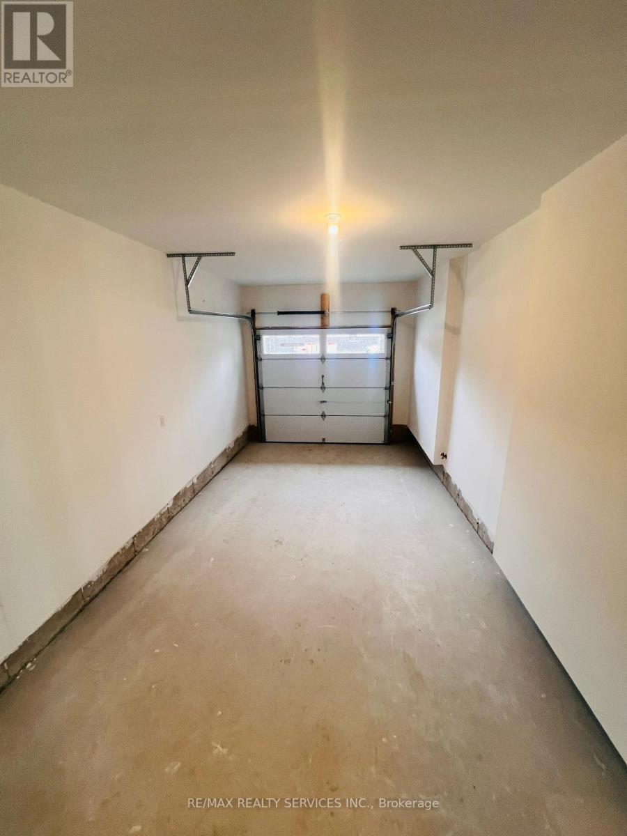 20 Falby Road, Brampton, Ontario  L6P 4S1 - Photo 22 - W12926366