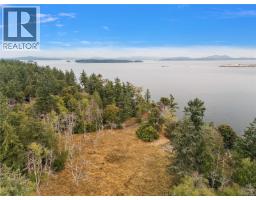 1114 Rainforest Lane, Sidney Island, British Columbia