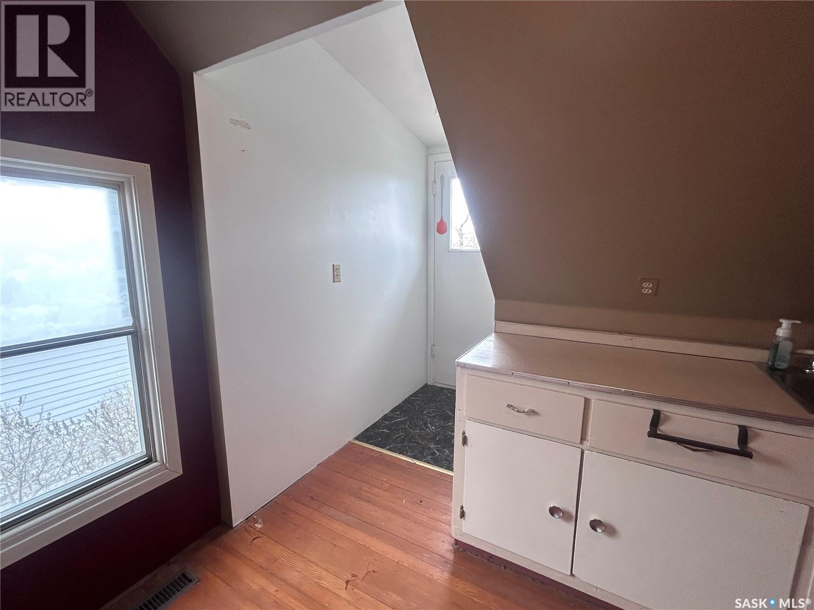 935 4th Street, Estevan, Saskatchewan  S4A 0W2 - Photo 34 - SK031290