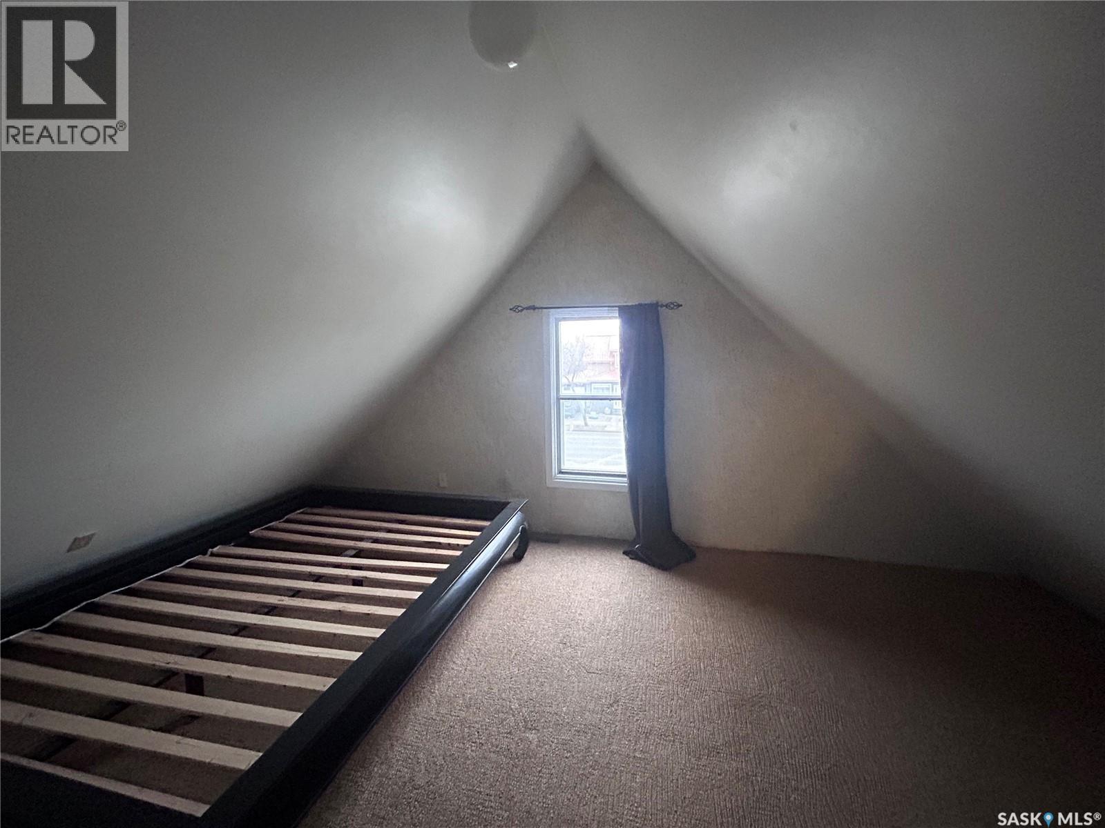 935 4th Street, Estevan, Saskatchewan  S4A 0W2 - Photo 38 - SK031290