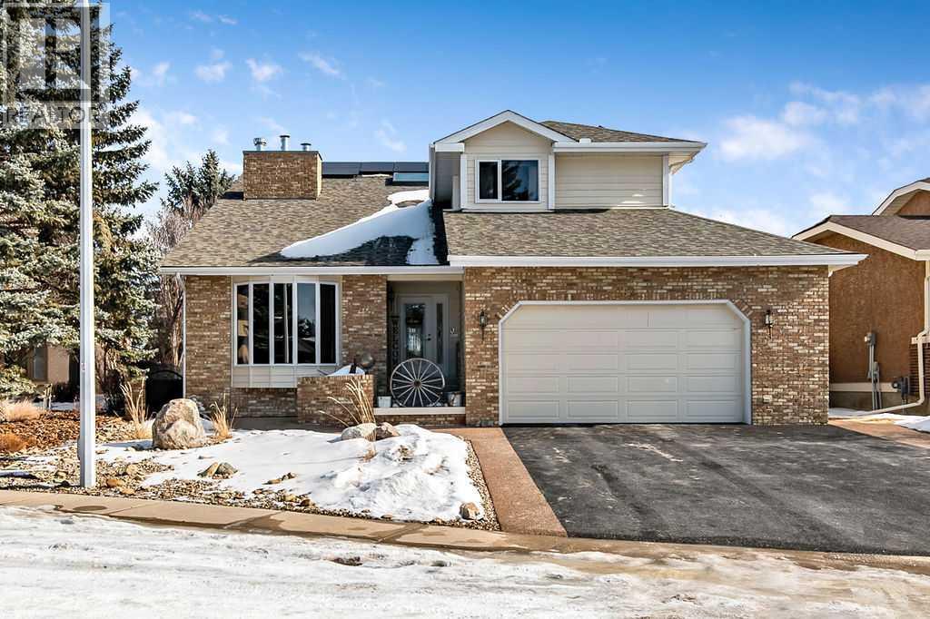 162 Woodbend Way, Okotoks, Alberta