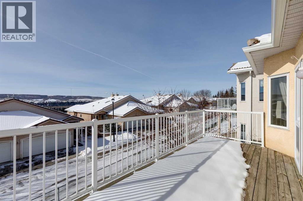 38 Scimitar Circle Nw, Calgary, Alberta  T3L 2C8 - Photo 15 - A2292115