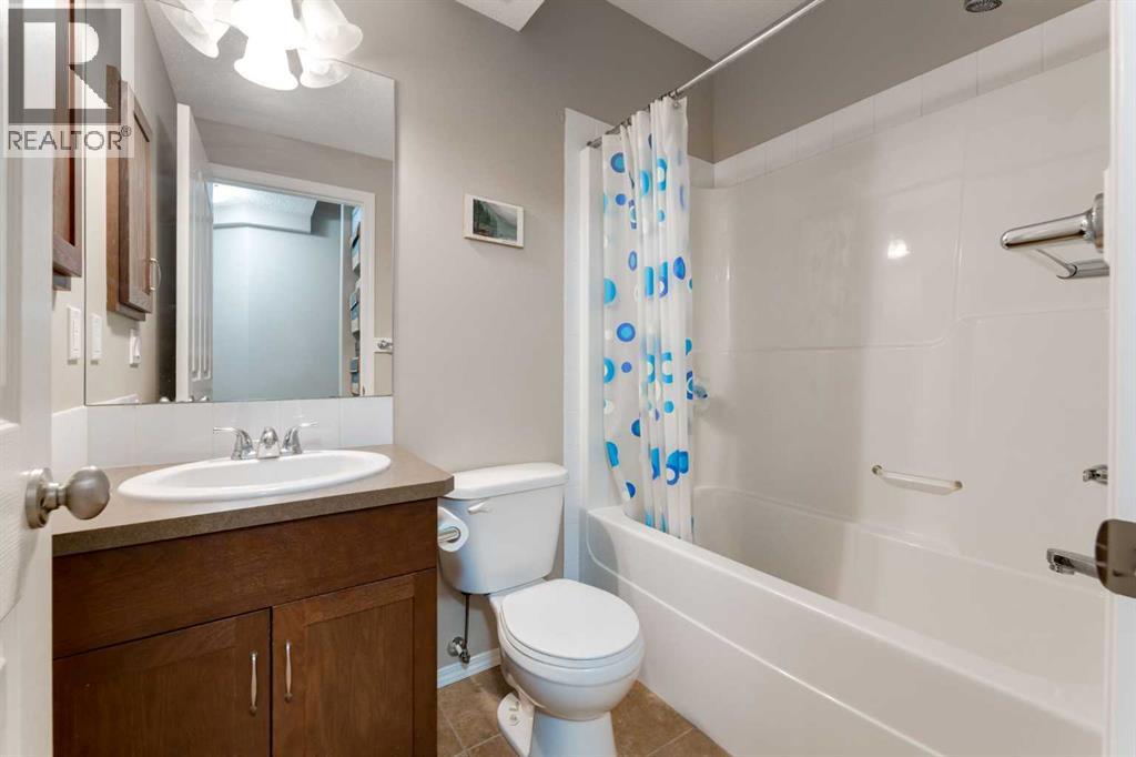 154 Aspen Hills Way Sw, Calgary, Alberta  T3H 0G8 - Photo 37 - A2294272