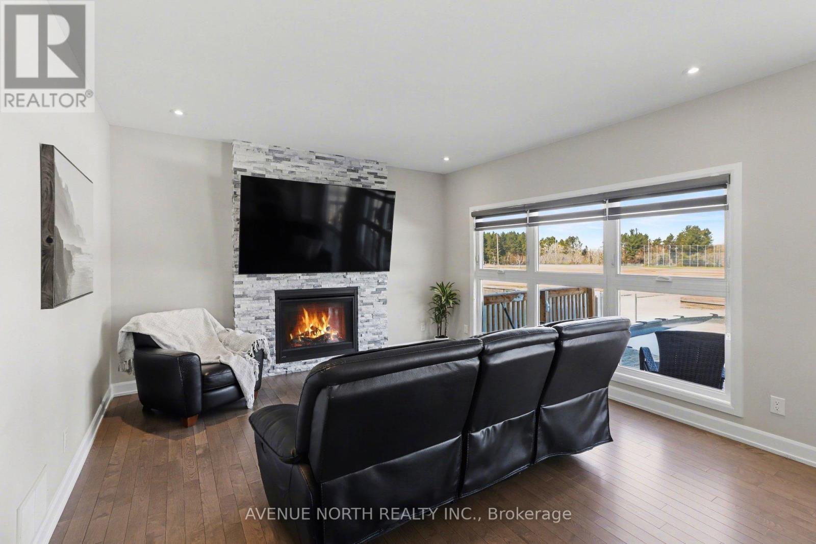 668 Geneva Crescent, Russell, Ontario  K0A 1W0 - Photo 12 - X12926582