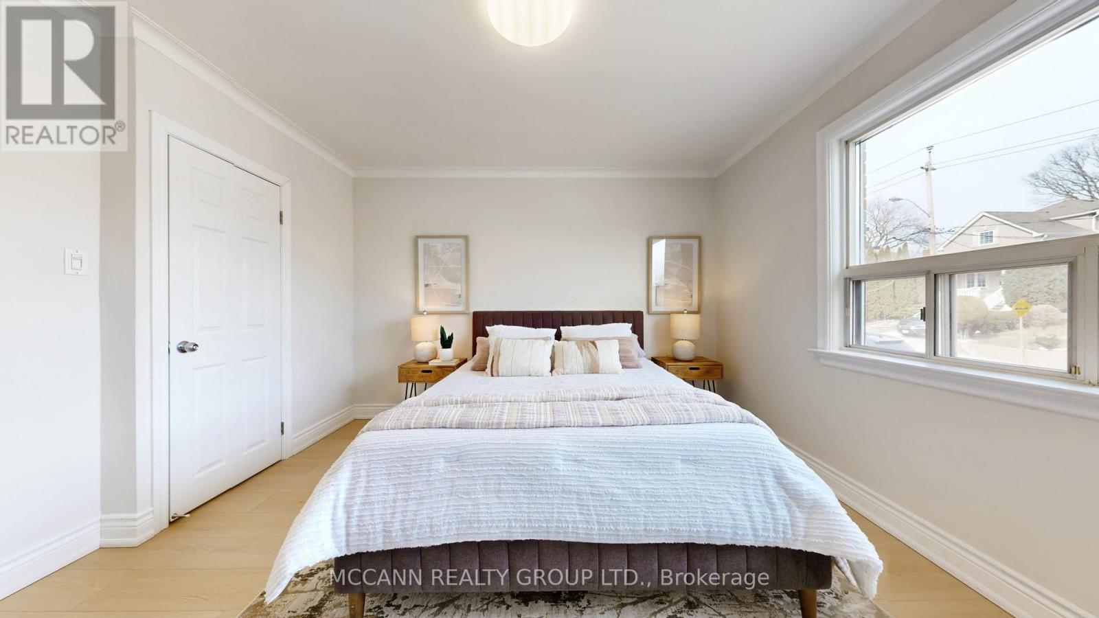 496 Northcliffe Boulevard N, Toronto, Ontario  M6E 3L5 - Photo 19 - C12926536