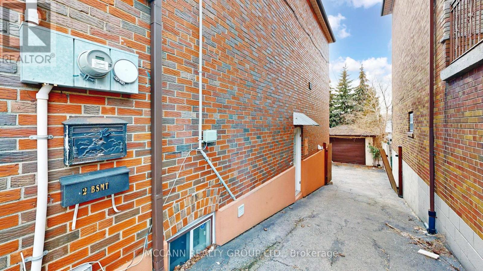 496 Northcliffe Boulevard N, Toronto, Ontario  M6E 3L5 - Photo 38 - C12926536
