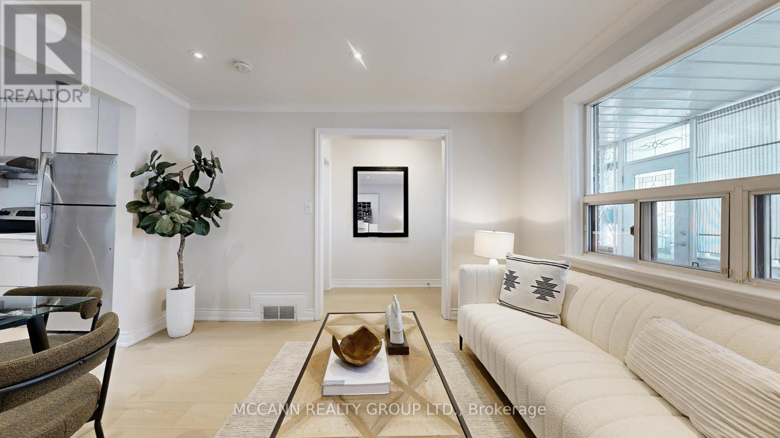 496 Northcliffe Boulevard N, Toronto, Ontario  M6E 3L5 - Photo 6 - C12926536