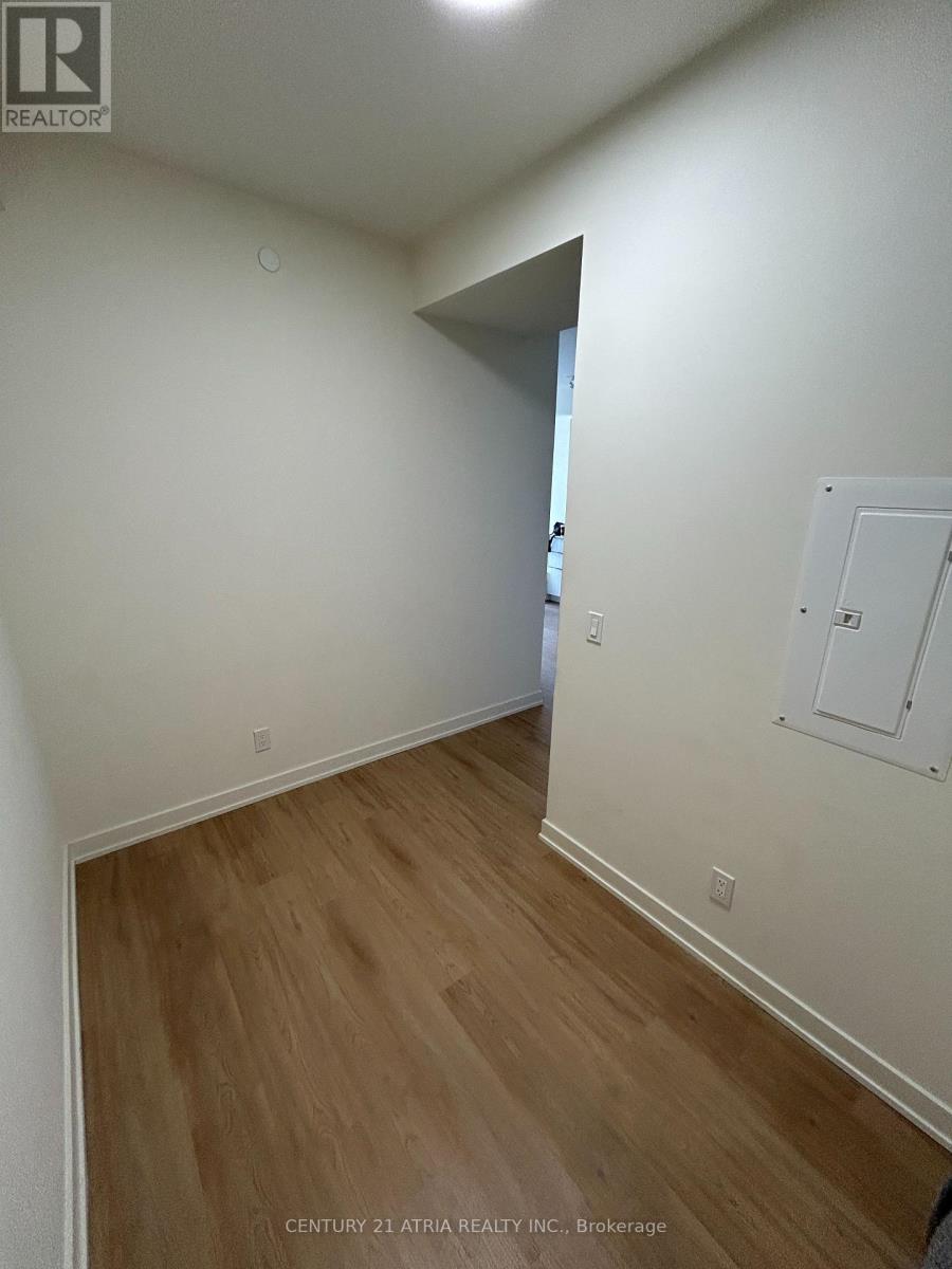 1606 - 10 Deerlick Court, Toronto, Ontario  M3A 0A7 - Photo 3 - C12926606